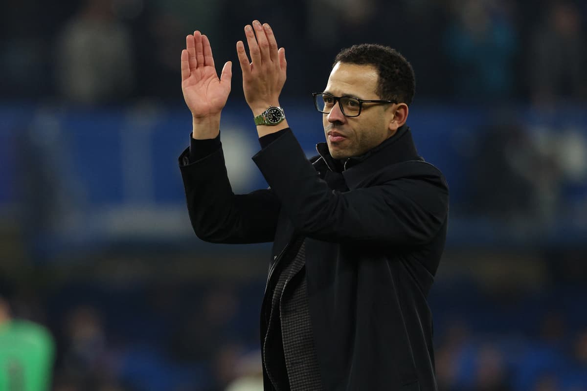 Liam Rosenior sends message to Chelsea fans after heavy booing - London Evening Standard