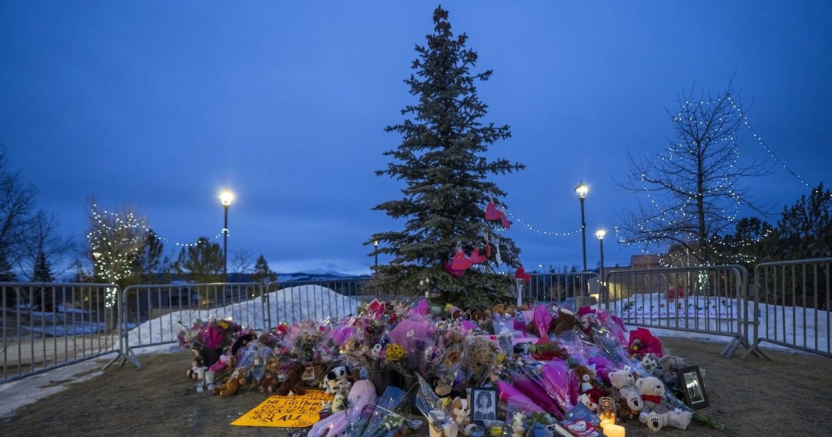 How a day of chaos and heartache unfolded in Tumbler Ridge - CTV News