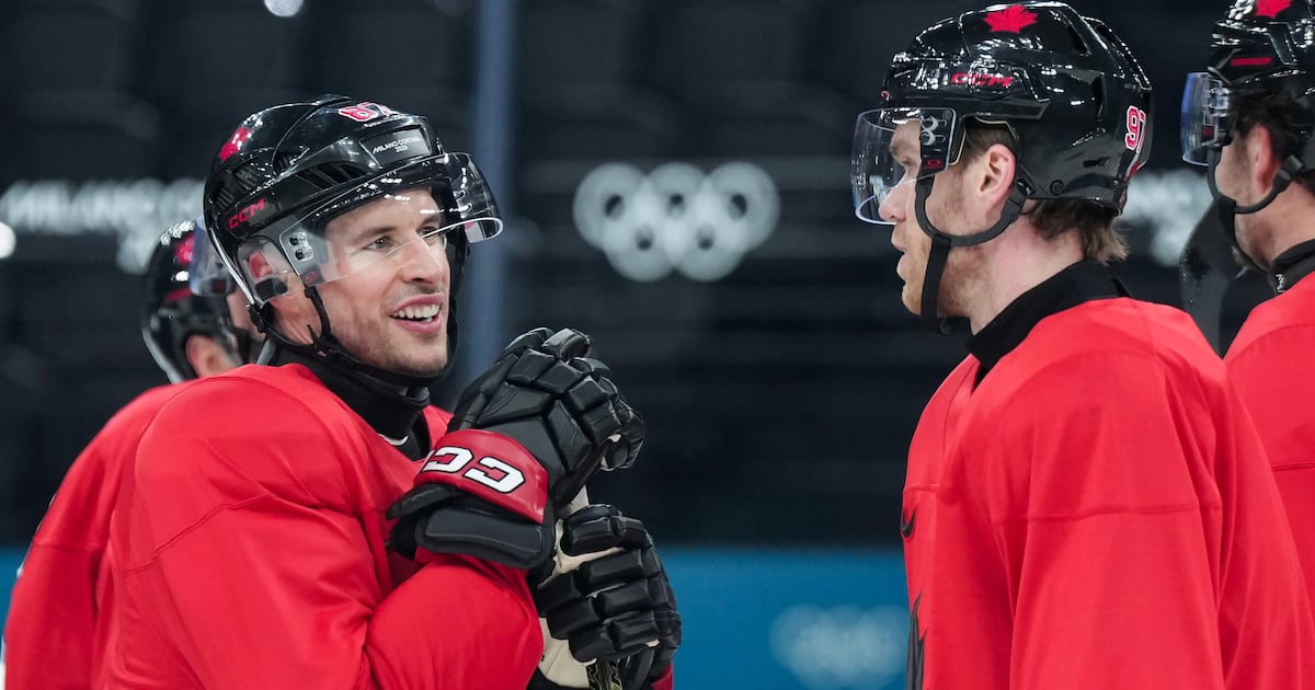 After soaking up Olympic spirit, Canada anxious to start quest for gold