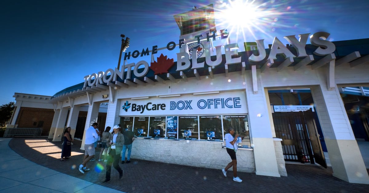Blue Jays fans keeping Dunedin economy afloat