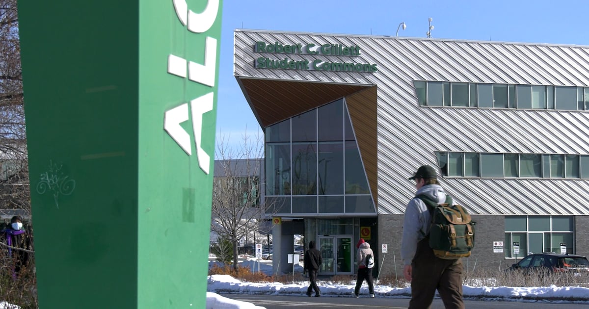 Algonquin College delays decision to suspend 30 programs after Ontario boosts post-secondary funding - CTV News