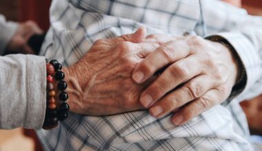 Senior couple loses $300K after falling victim to ‘despicable’ scam: Burnaby RCMP - CTV News