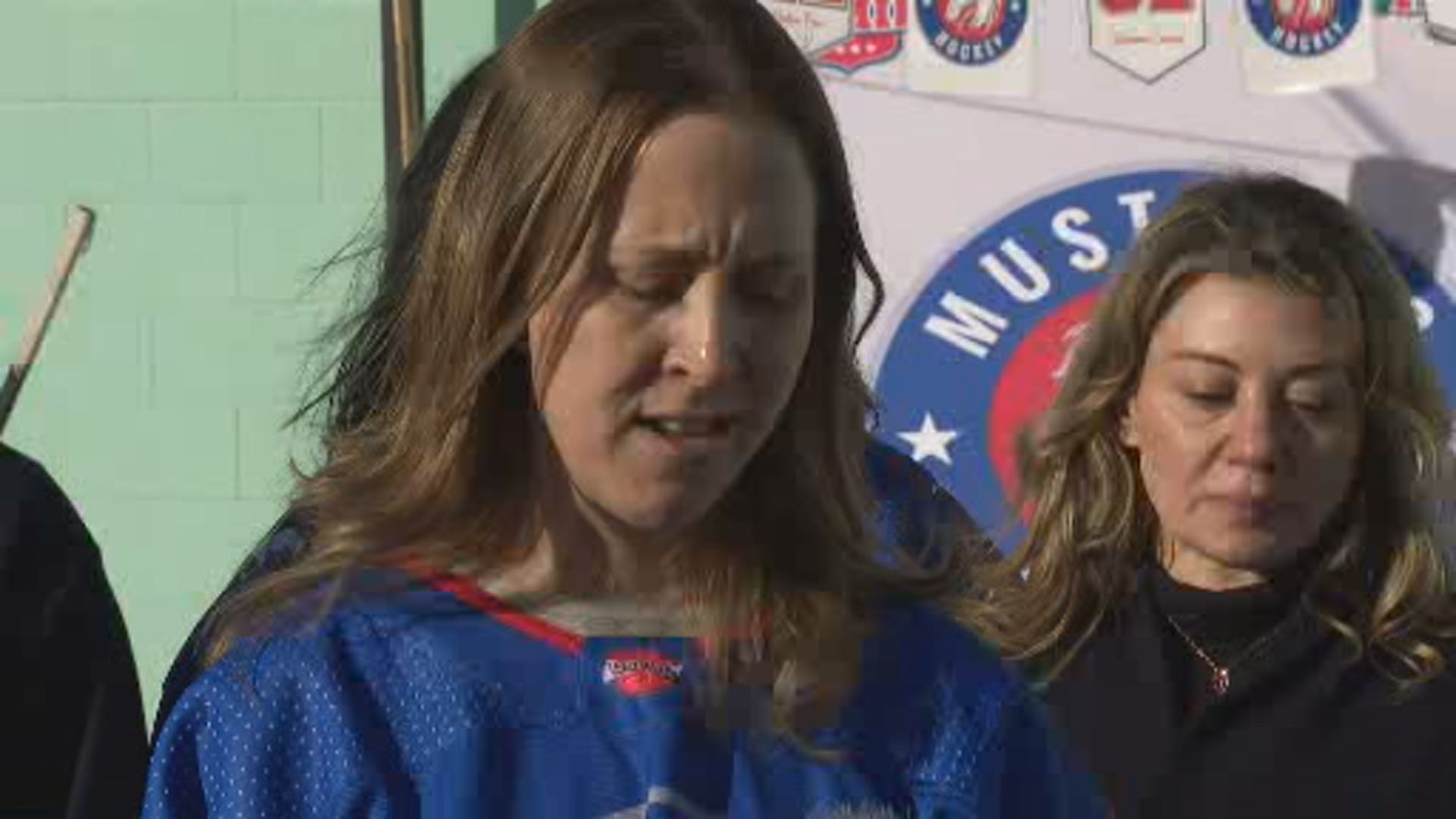 Click to play video: '‘We grieve together’: Southern Alberta Mustangs spokesperson on 3 junior hockey players killed in crash'