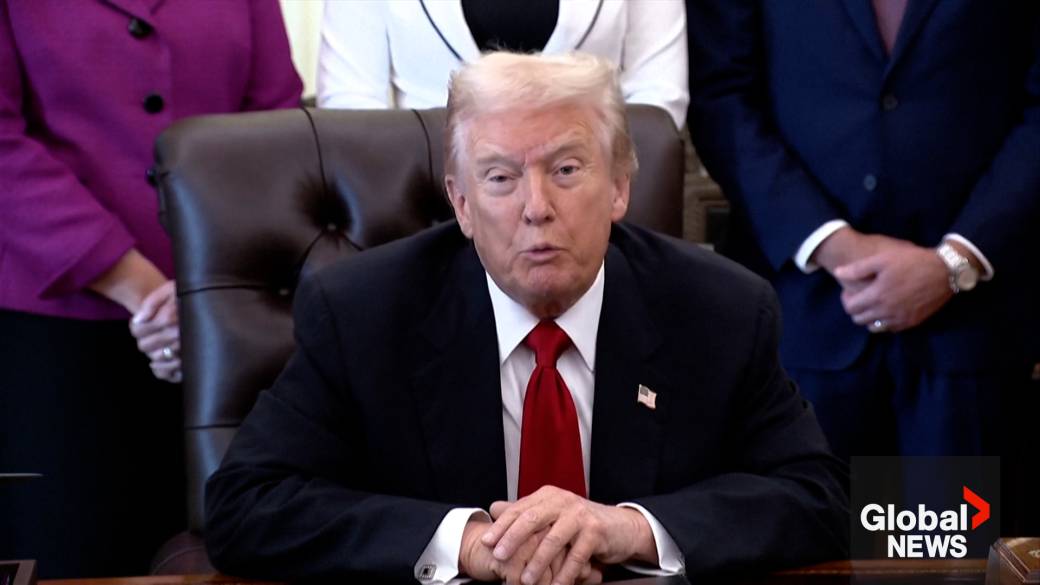 Click to play video: 'Trump says SCOTUS ruling against tariffs would be ‘devastating’'