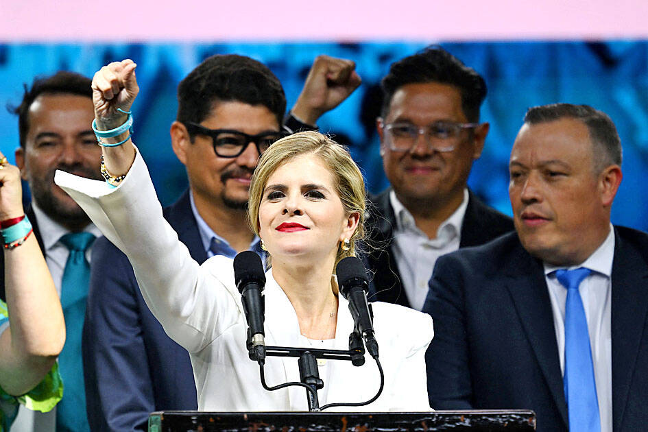 Right-winger Fernandez wins Costa Rica election