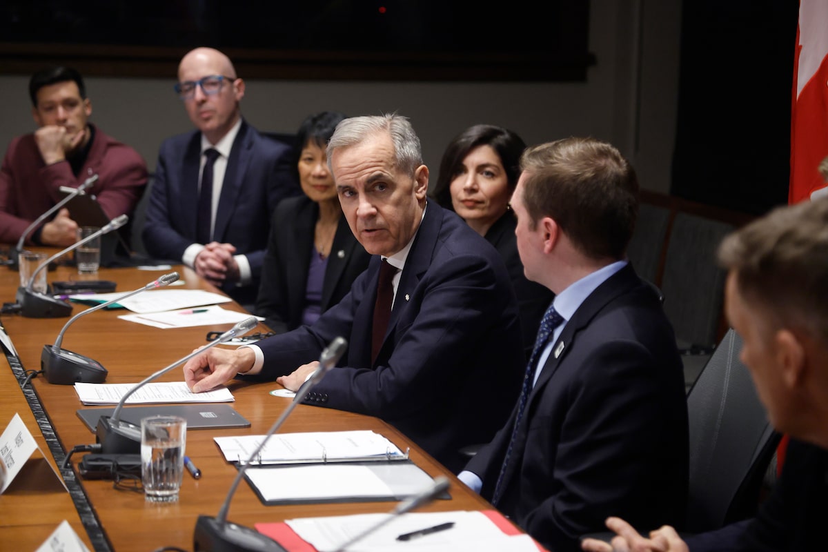 Big-city mayors urge Carney to reverse what they say is $5-billion cut to transit funding