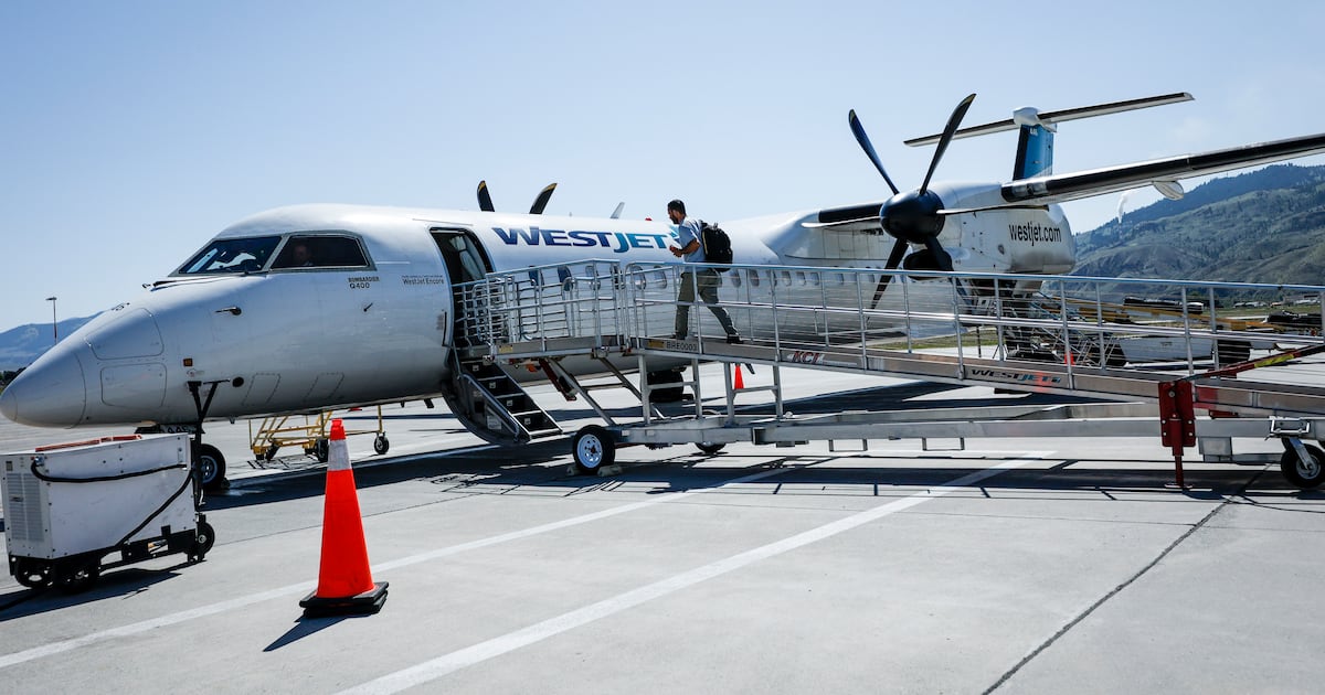 WestJet cancels service between Calgary and Lethbridge, Medicine Hat - CTV News