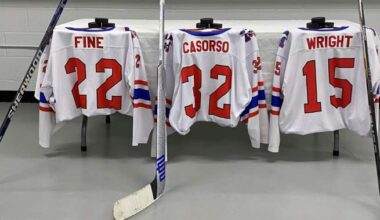 3 junior hockey players killed in collision south of Calgary