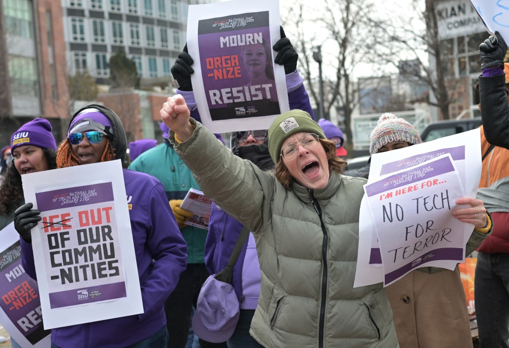 Palantir Technologies moving headquarters from Denver to Miami