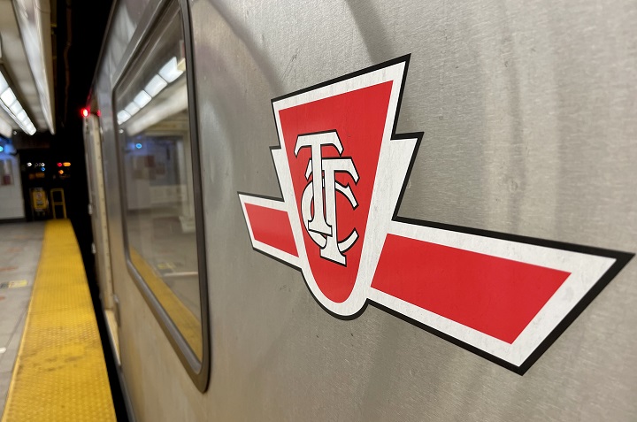 GO train derailment coupled with numerous TTC disruptions makes for rough transit day