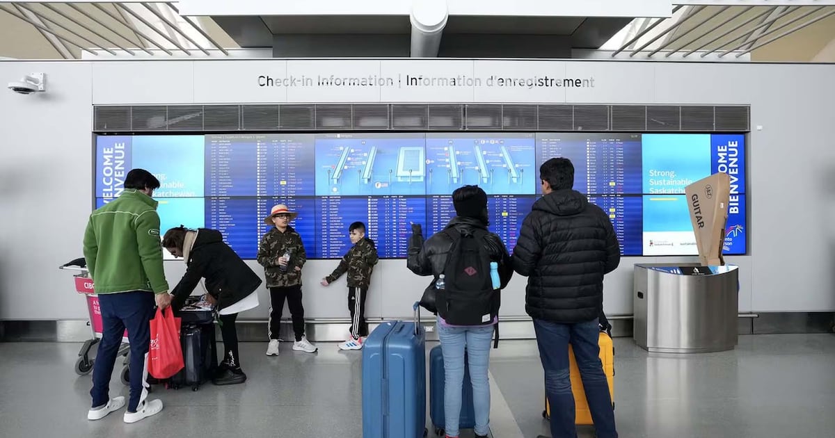 Manitoba family stranded in Mexico; can’t get flight until next month - CTV News