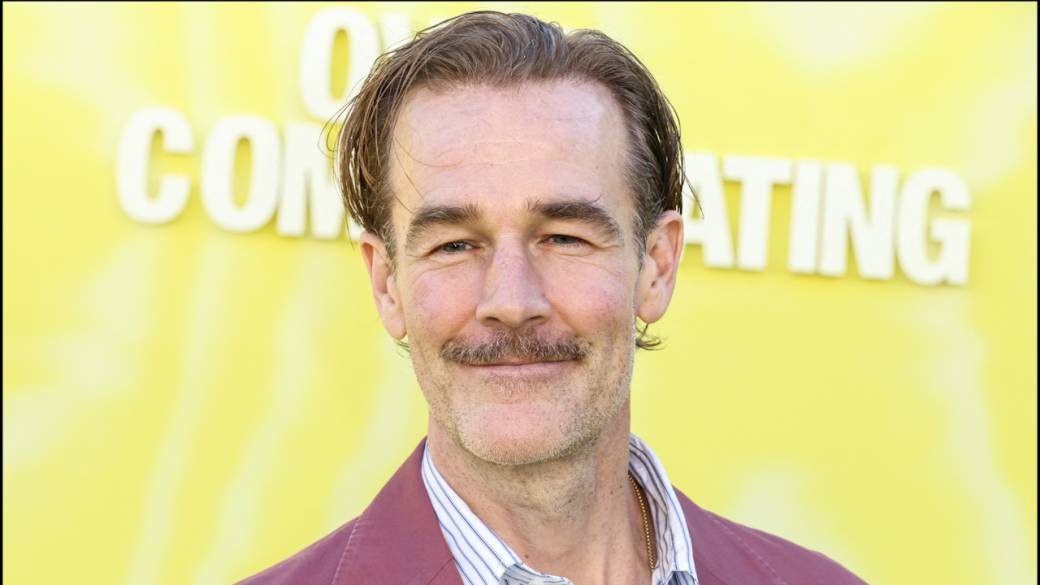 Click to play video: 'James Van Der Beek, ‘Dawson’s Creek’ star, dead at 48'