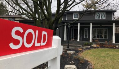 Toronto, Vancouver show biggest signs of mortgage stress: CMHC
