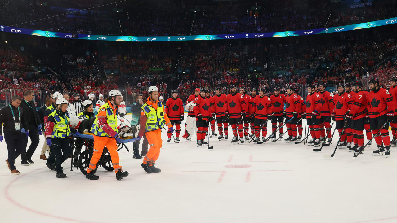 Fiala taken from ice on stretcher during Switzerland loss