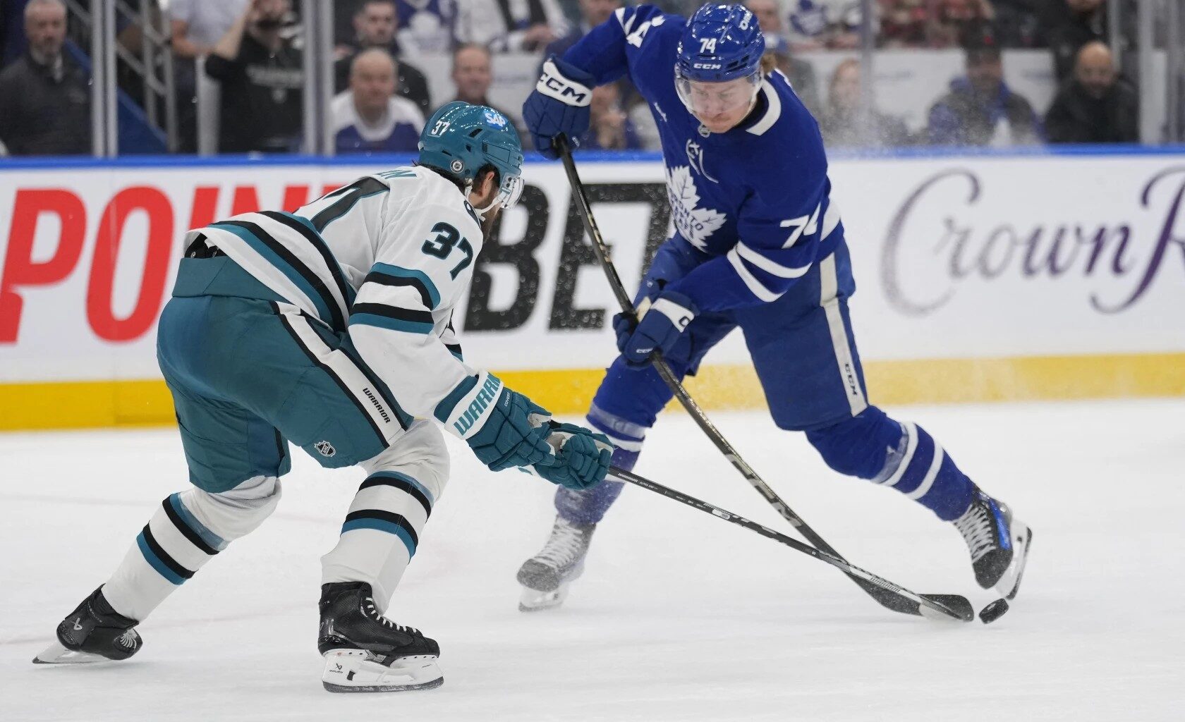 Decision time is nearing for the Leafs on Bobby McMann, Scott Laughton -- Latest Trade Deadline Updates