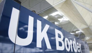 UK border sign from GOV.UK