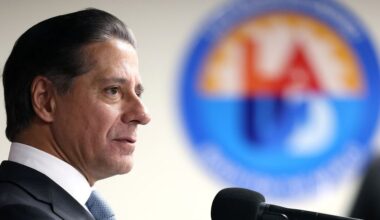 Alberto Carvalho, superintendent of Los Angeles schools, on paid leave after FBI searches of his home and office