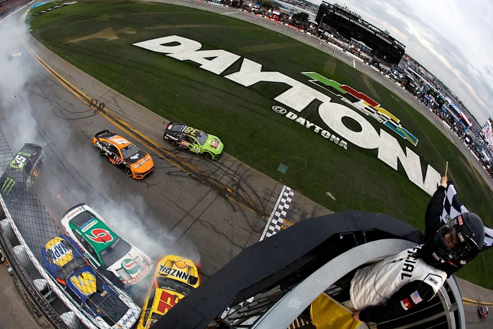 Motorsport photo