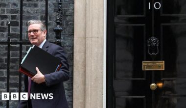 Three things that could bring Starmer down - and what might save him - BBC