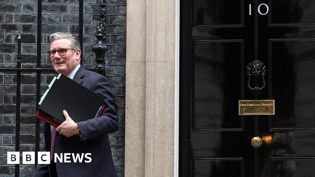 Three things that could bring Starmer down - and what might save him - BBC