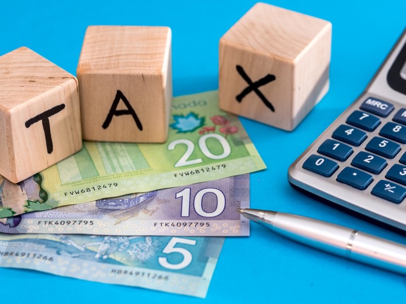 New CRA 2026 Tax Season Changes: Key Details & CCB/GST Amounts