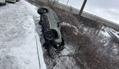 4 cars have gone over Ontario highway guardrails in past week. What’s behind it?