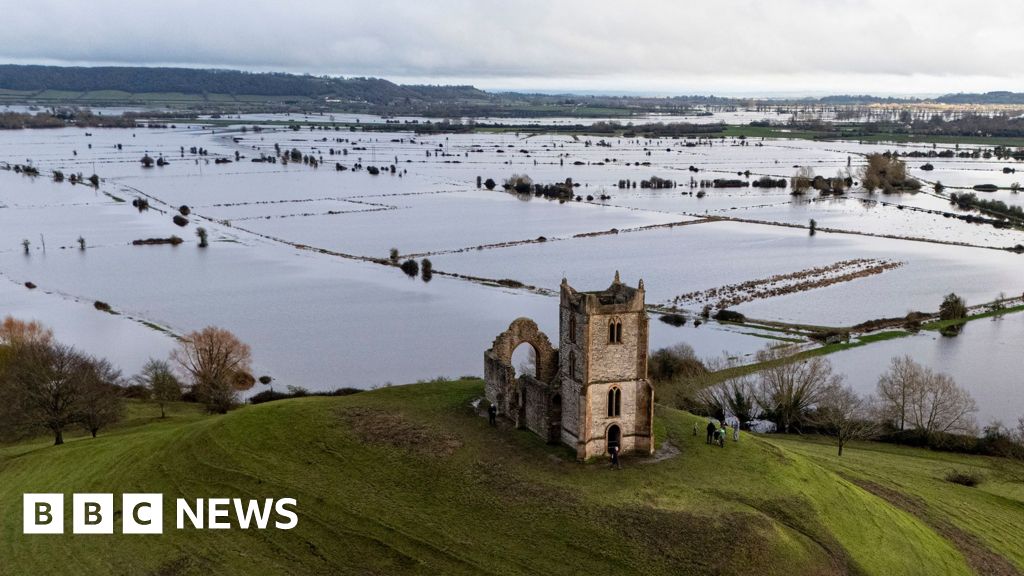 UK rain: Are wetter winters and frequent flooding here to stay? - BBC