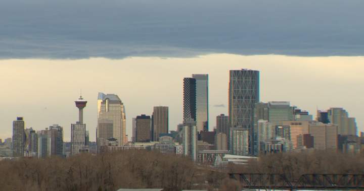 Temperatures soar in Western Canada as eastern parts of the country bundle up