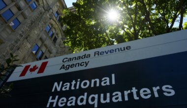 It's the first tax season since the CRA revamped its services. Here's what to expect