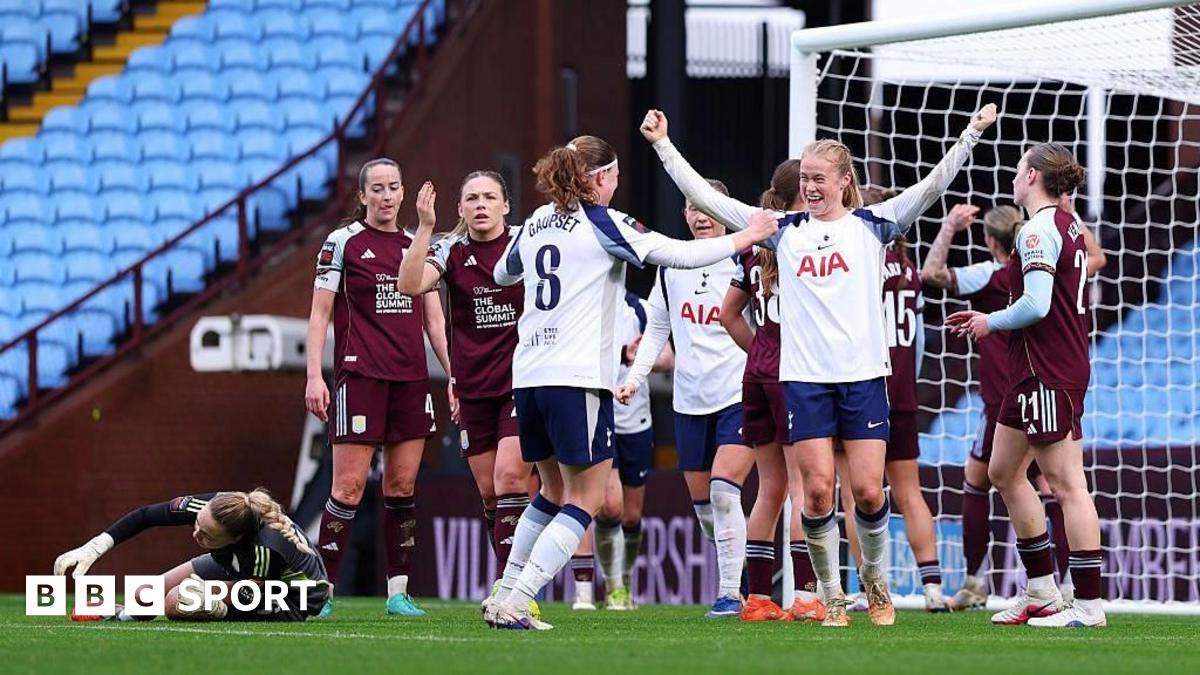 Cathinka Tandberg celebrates scoring for Spurs