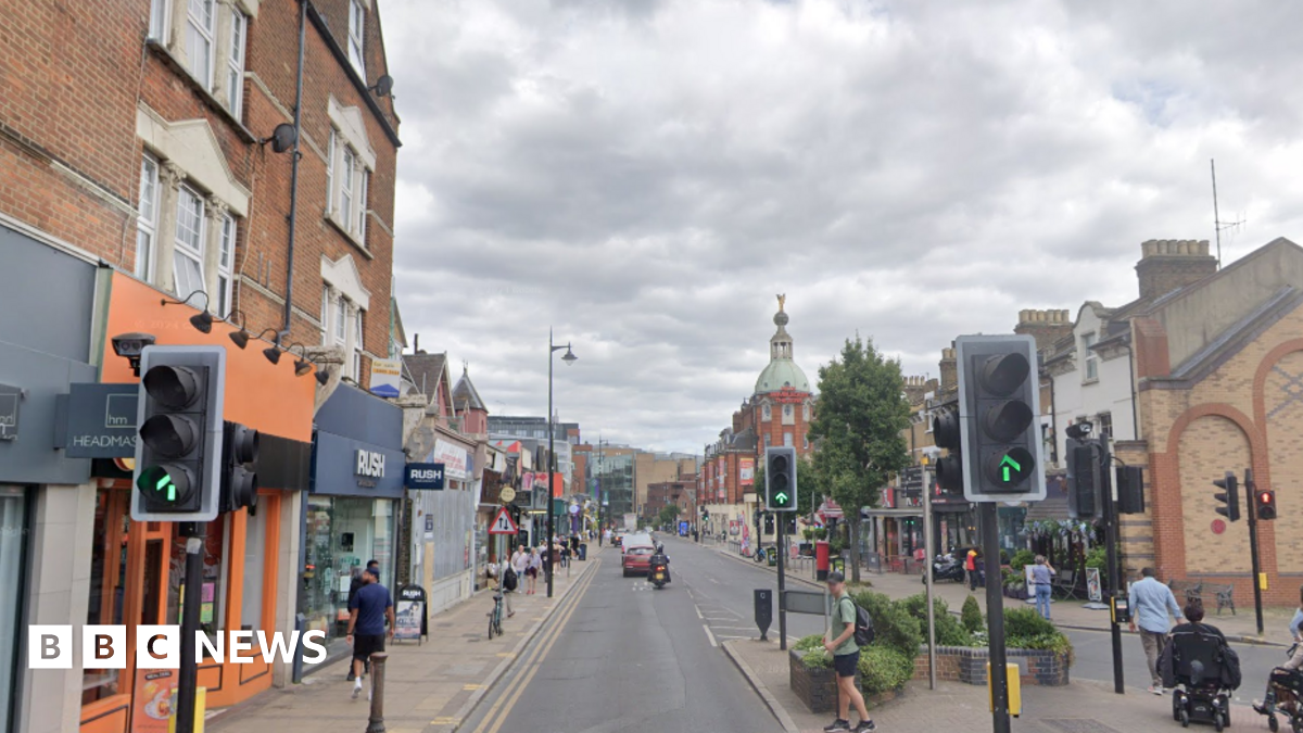 screen shot of The Broadway, Wimbledon