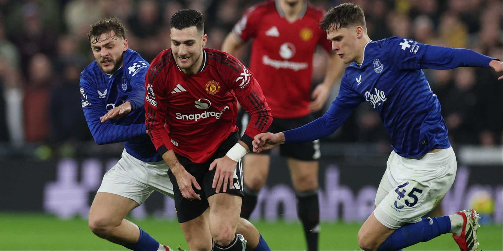 Diogo-Dalot-Man-Utd-Everton