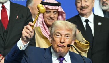 Trump Pledges $10 Billion to 'Board of Peace' in First Meeting