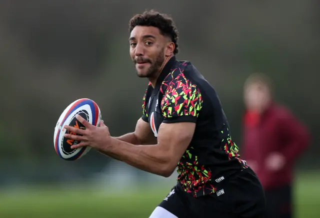 Gabriel Hamer-Webb training with Wales
