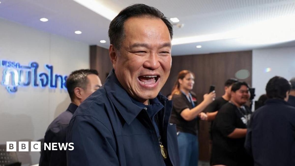 Wasim Hussain at Ragin' Bird in Leicester