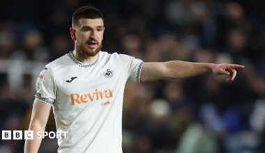 EFL Championship LIVE: Swansea City vs Sheffield Wednesday - team news, score updates & live text commentary