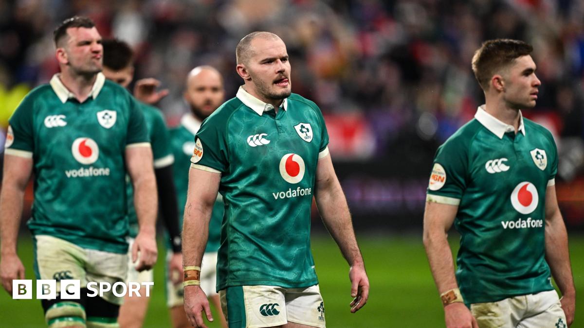 Ireland players dejected