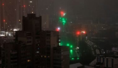 Russian air attack knocks out power, heat to thousands of Ukrainians