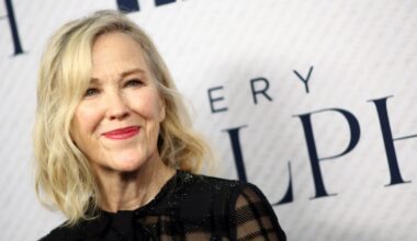 Catherine O'Hara's cause of death was a pulmonary embolism, with cancer as underlying cause, AP reports