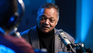 Longtime civil rights leader Rev. Jesse Jackson dies at 84 : NPR