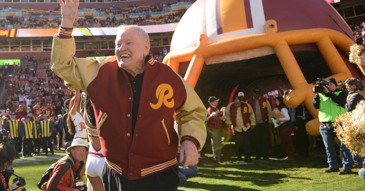 Sonny Jurgensen, Hall of Fame quarterback and Washington sports icon, dies at age 91