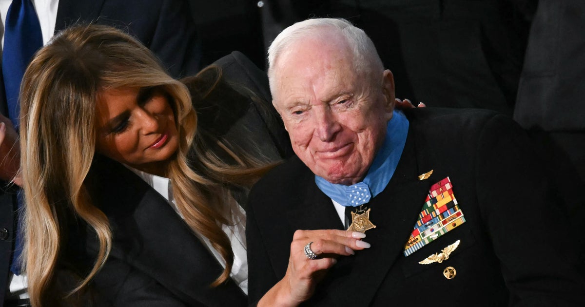 Trump awards Medal of Honor to 100-year-old veteran during State of the Union
