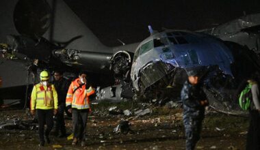 More than a dozen killed when military cargo plane carrying money crashes in Bolivia, local official says