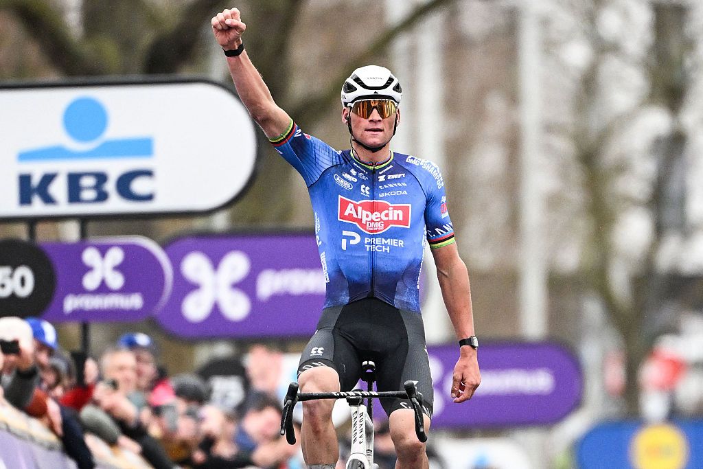 Netherlands' Mathieu van der Poel of Alpecin-Premier Tech celebrates as he wins the 81st edition of the men's one-day cycling race Omloop Het Nieuwsblad (UCI World Tour), the opening race of the Flemish one-day classics season, 207,6 km from Gent to Ninove on February 28, 2026. (Photo by MAARTEN STRAETEMANS / Belga / AFP) / Belgium OUT