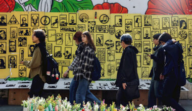 Iranian students mount further anti-regime protests