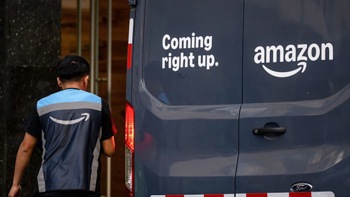 Amazon shares sink as it prepares $200bn AI spending blitz