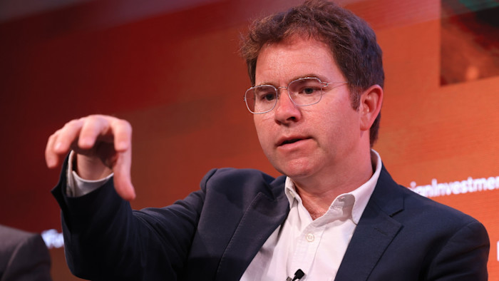 Chief of lobbying firm founded by Mandelson to quit after Epstein backlash