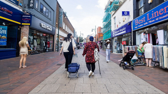 NHS in England to be set targets on getting people back to work