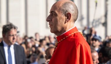 Vatican doctrine chief to hold talks with SSPX leader