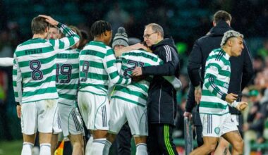 Alex Oxlaide-Chamberlain with Martin O Neill after his goal